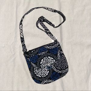 Vera Bradley Blue Baroque Purse with Magnetic Closure